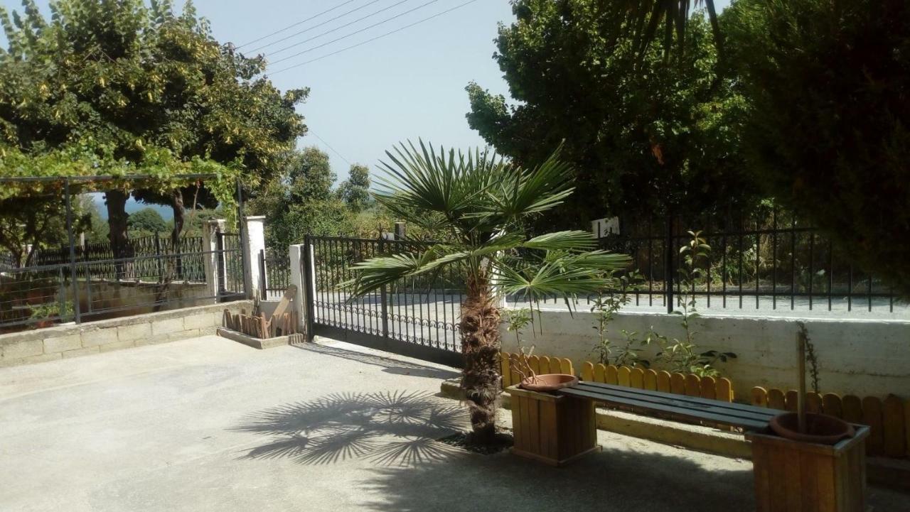 Apartamento Residenza Monopati Beach Methoni Pierias Exterior foto